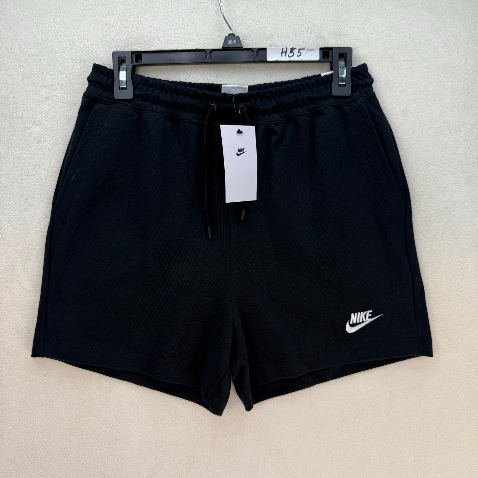 Nike NIKE WOMEN'S MEDIUM SPORTSWEAR HIGH RISE JERSEY SHORTS Size 28" / US 6 / IT 42 - 1 Thumbnail