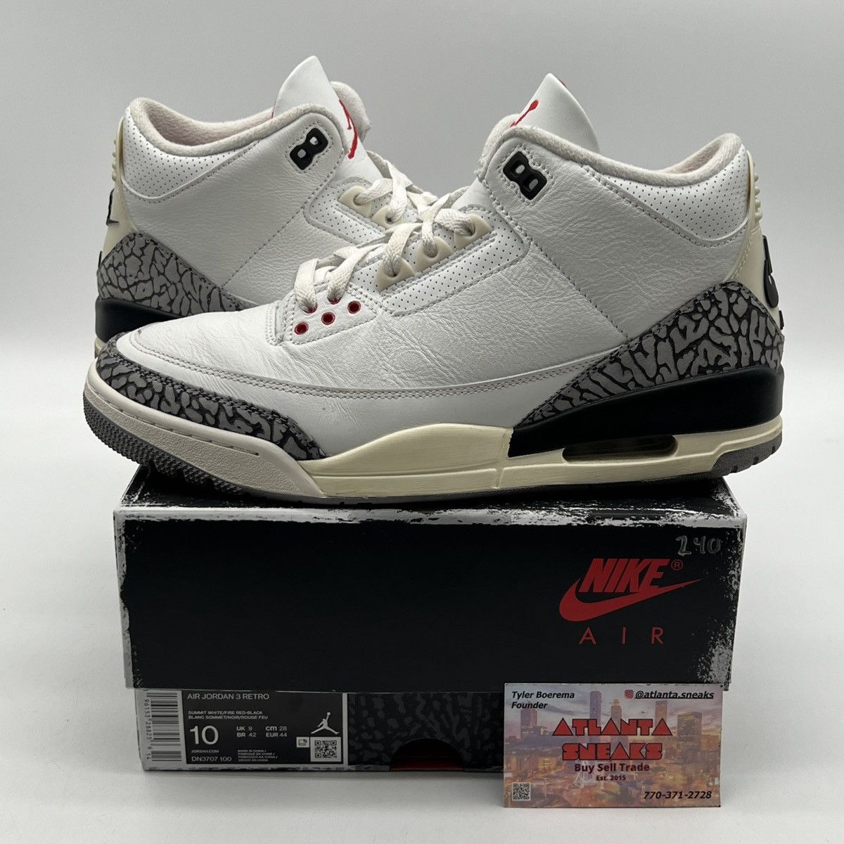 Jordan Brand Air Jordan 3 white cement reimagined Size US 10 / EU 43 - 1 Thumbnail