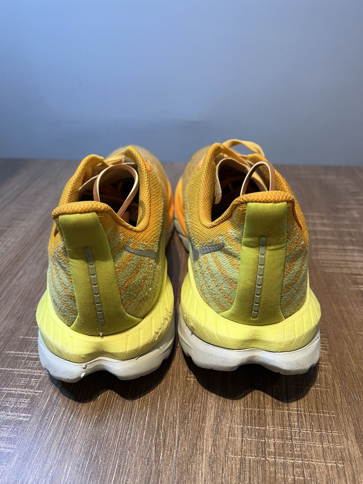 Hoka Size 12 D Hoka One One Mach 5 Radiant Yellow Evening Size US 12 / EU 45 - 4 Thumbnail