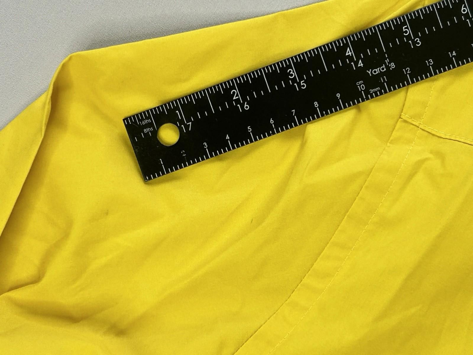 Quiksilver Quiksilver Blank Canvas Yellow Button Up Shirt Large NWT Size US L / EU 52-54 / 3 - 6 Thumbnail