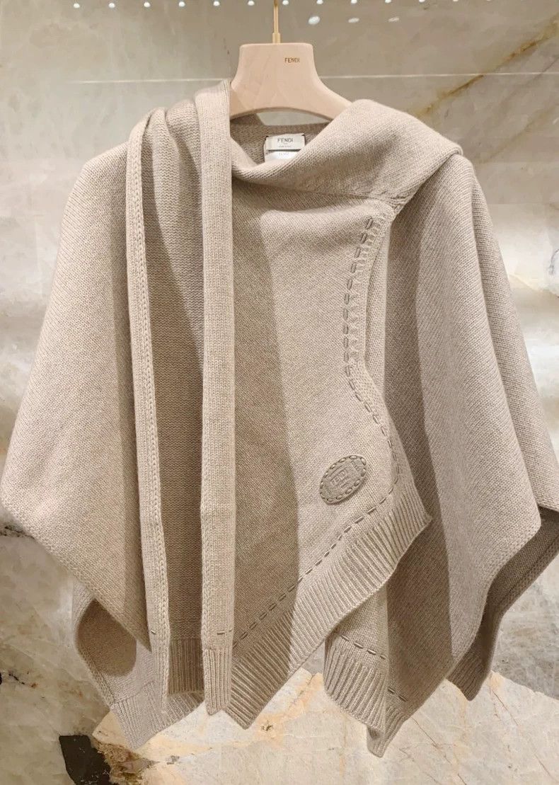 Fendi Fendi Oatmeal Cashmere Cape Shawl - dmc Size US M / EU 48-50 / 2 - 1 Thumbnail
