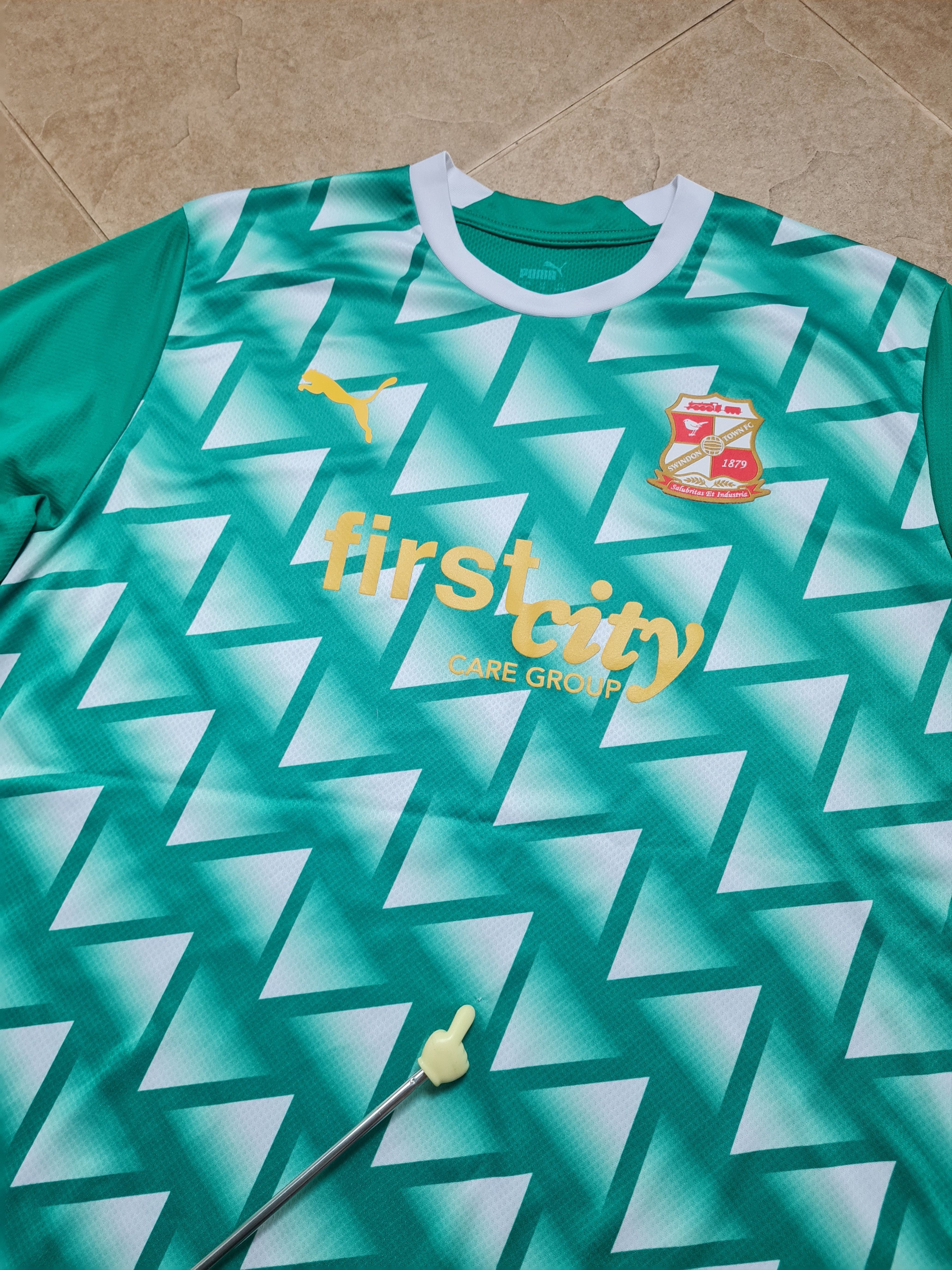 Puma Swindon Town 2022-23 Third Football Shirt Puma Retro Green Size US XL / EU 56 / 4 - 15 Thumbnail