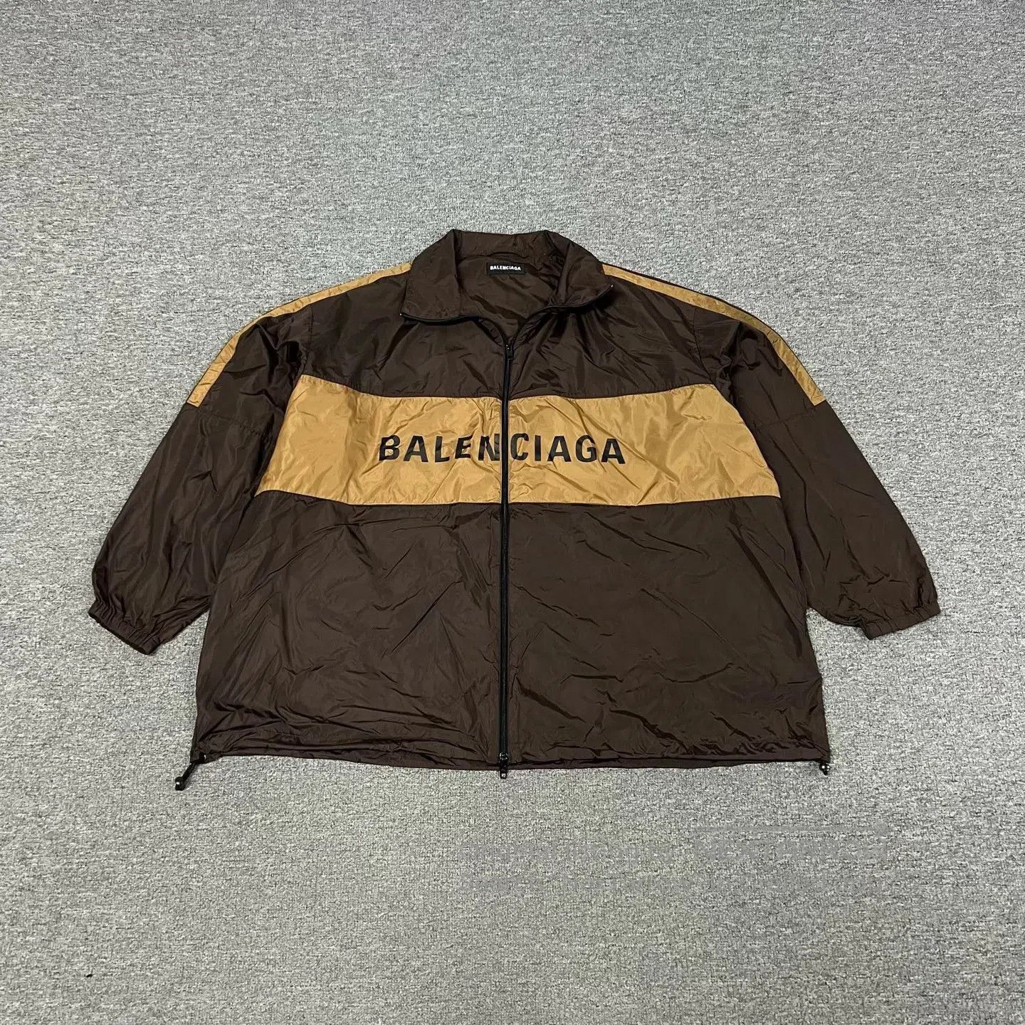 Balenciaga Balenciaga Color-matched school uniform jacket; battle sui Size US S / EU 44-46 / 1 - 1 Thumbnail
