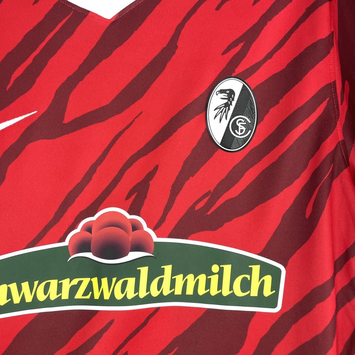 Nike SC Freiburg Roland Sallai Home Jersey Nike Shirt 2021/2022 Size US M / EU 48-50 / 2 - 4 Thumbnail