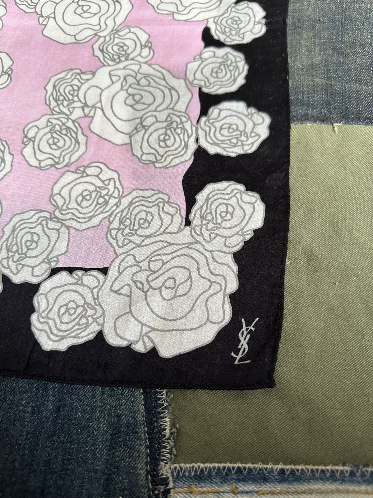 Vintage Vintage YSL Handkerchief/ Neckerchief/ Bandana Size ONE SIZE - 1 Thumbnail
