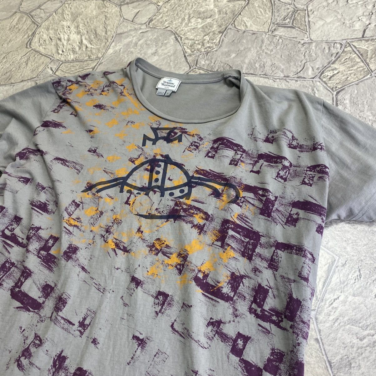 Vivienne Westwood Vivienne Westwood T-Shirt Rare Retro Hype Y2K Size US L / EU 52-54 / 3 - 2 Thumbnail