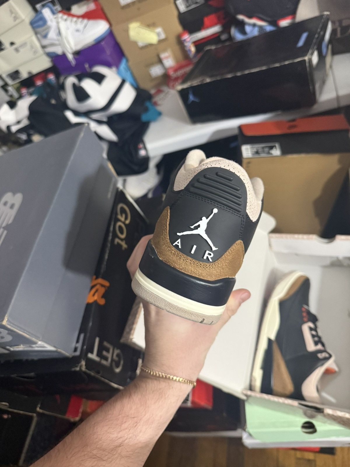 Jordan Brand Jordan retro 3 desert elephant sz 8 Size US 8 / EU 41 - 4 Thumbnail