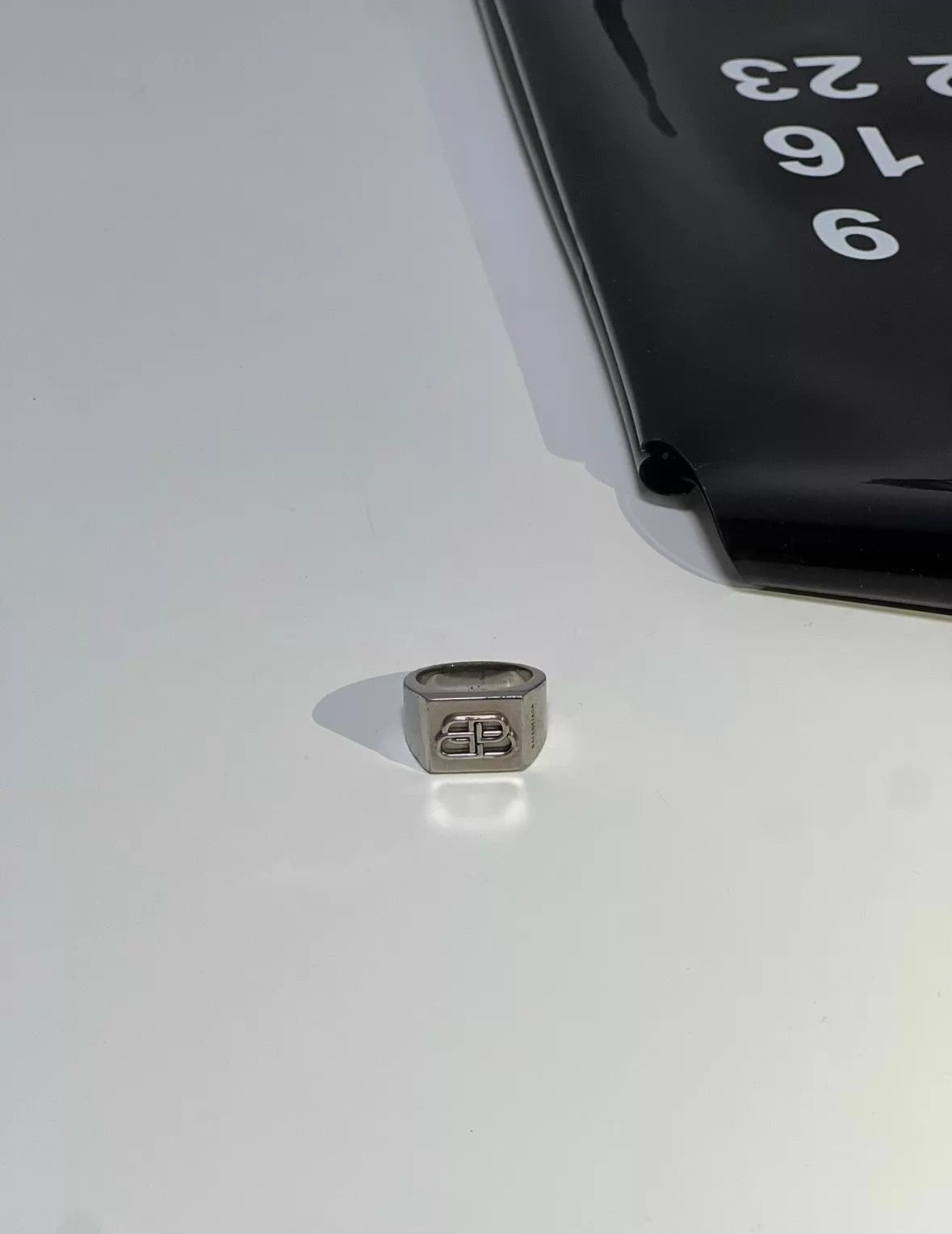 Balenciaga Balenciaga Rare Runway Silver Lock Ring Size ONE SIZE - 4 Thumbnail