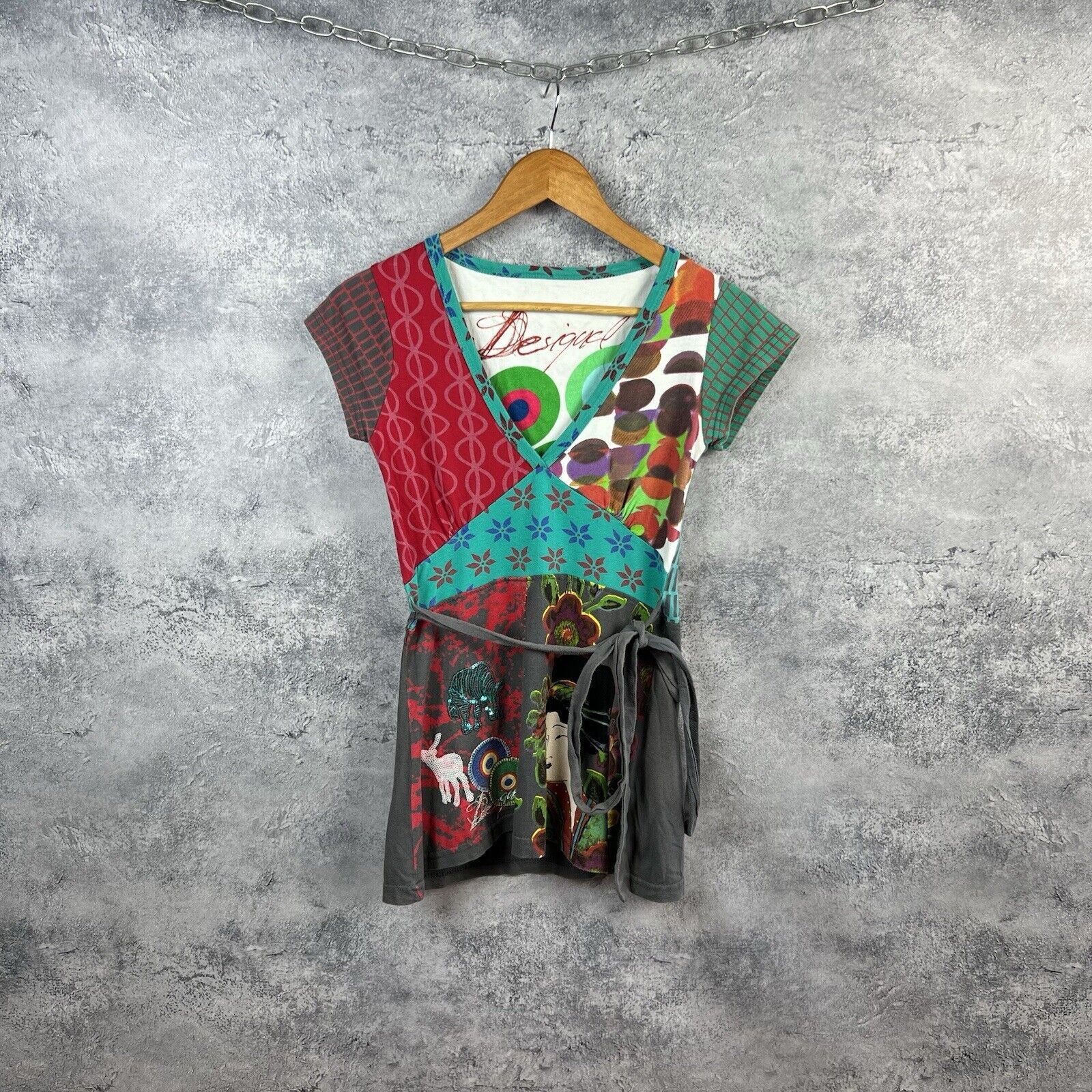 Desigual Desigual Top Women's Size S Short Sleeve Size S / US 4 / IT 40 - 1 Thumbnail