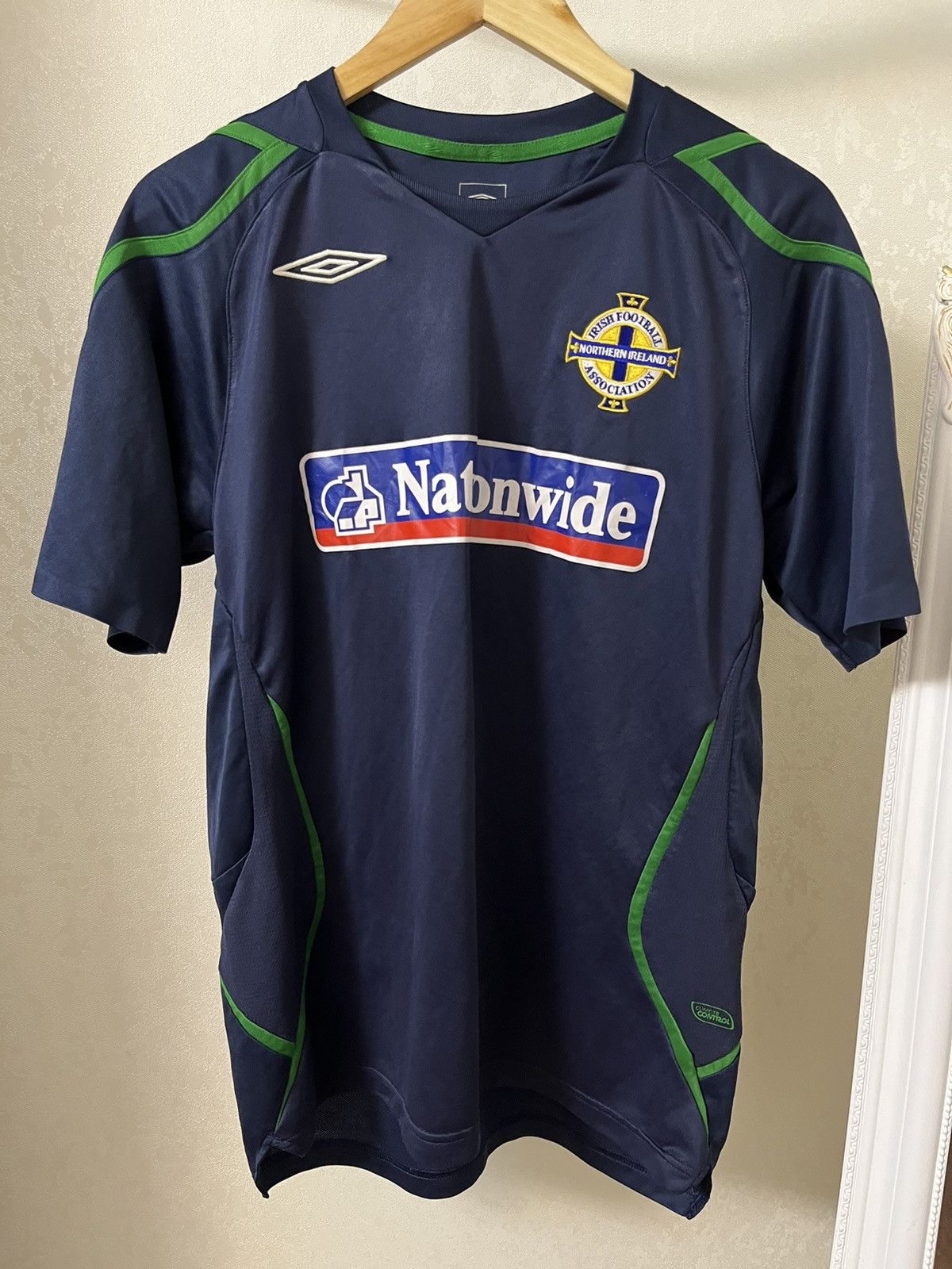 Umbro Umbro Northern Ireland Vintage Training Jersey Size US L / EU 52-54 / 3 - 1 Thumbnail
