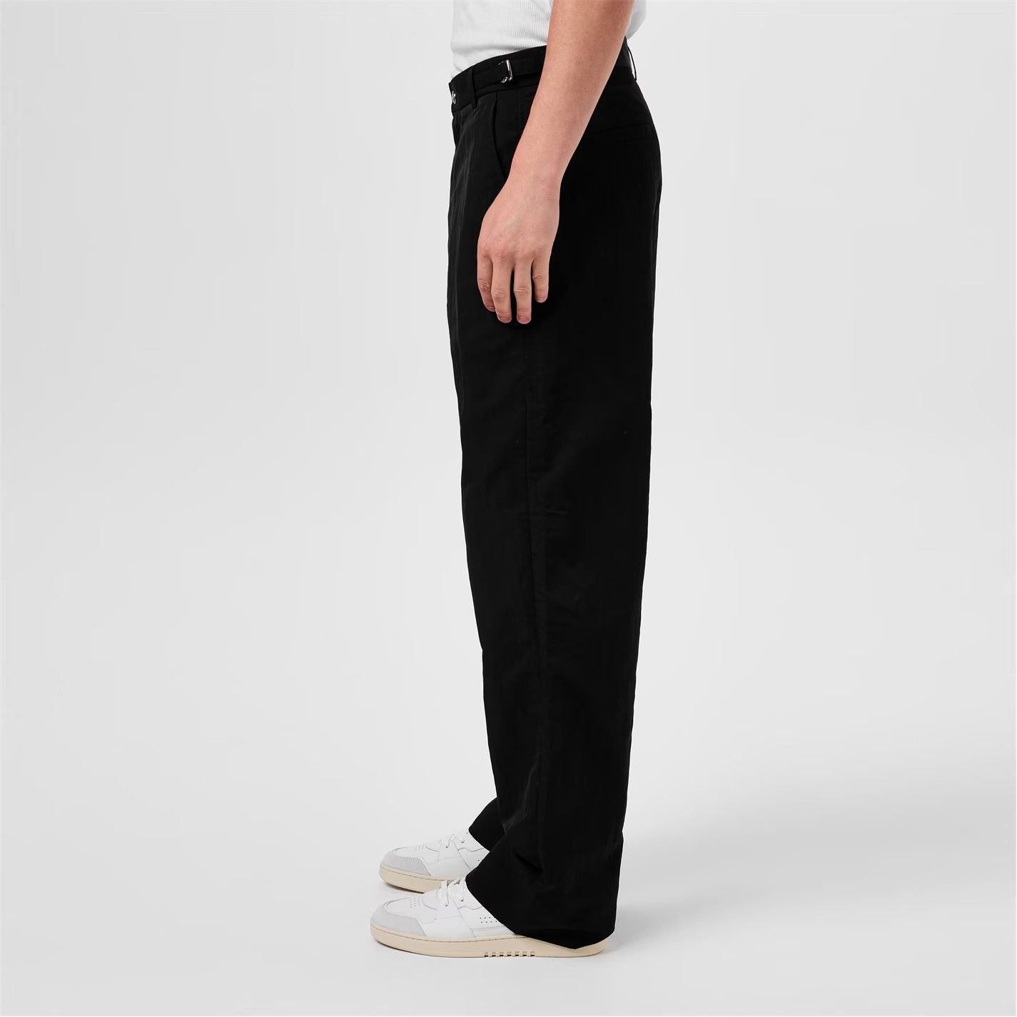 Jacquemus o1g2r1mq0426 Multi Pocket Cargo Trousers in Black Size US 32 / EU 48 - 3 Thumbnail