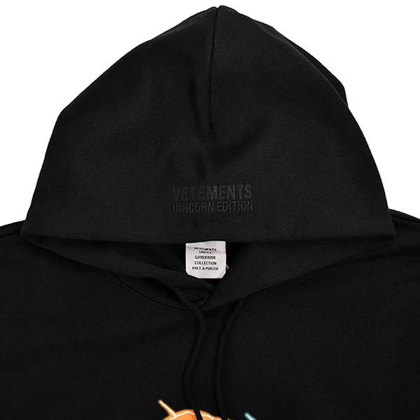 Vetements o1y0924 Hooded Sweatshirt in Black Size US S / EU 44-46 / 1 - 3 Thumbnail