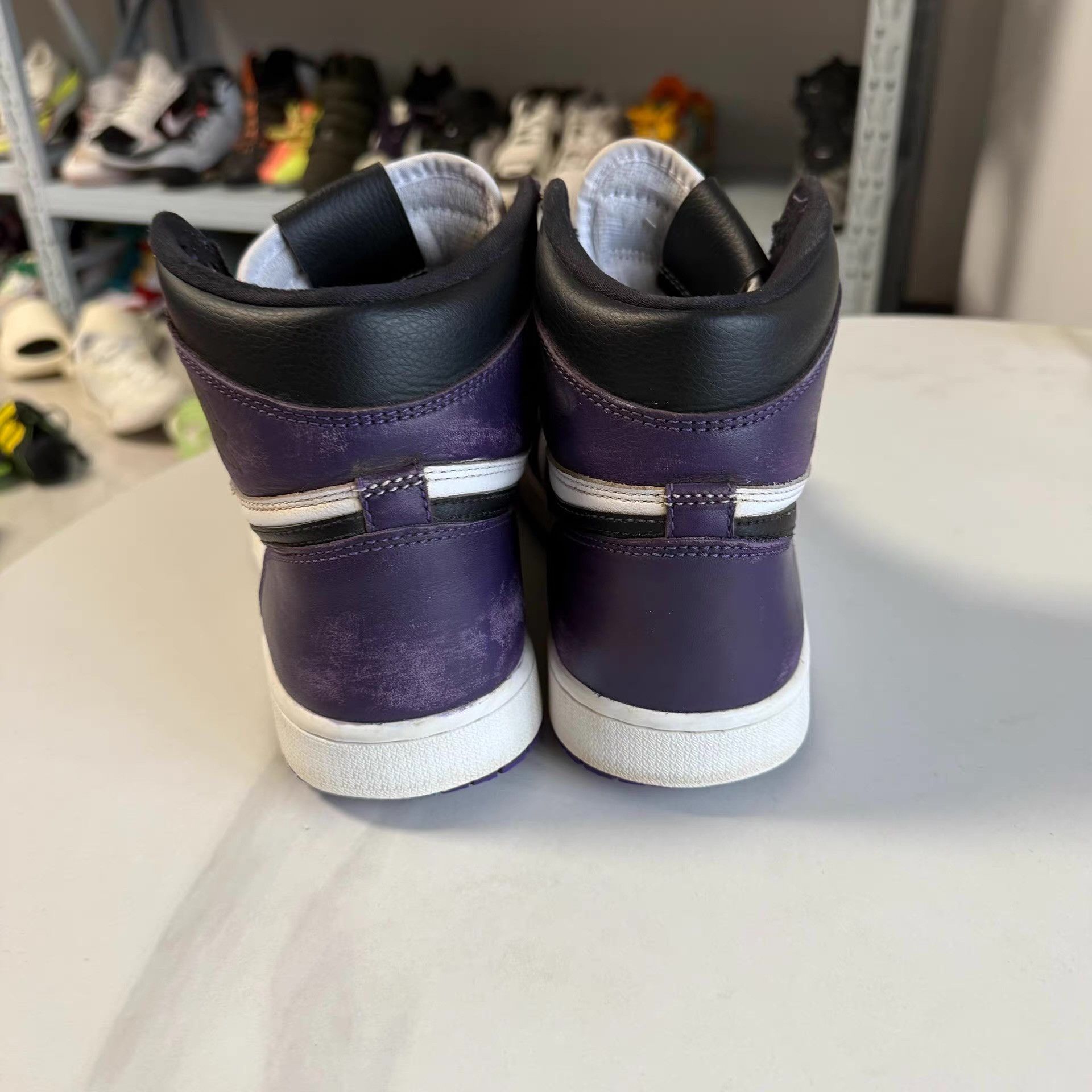 Nike Air Jordan 1 Retro and stylish, athletic casual shoes Q10 Size US 8.5 / EU 41-42 - 3 Thumbnail