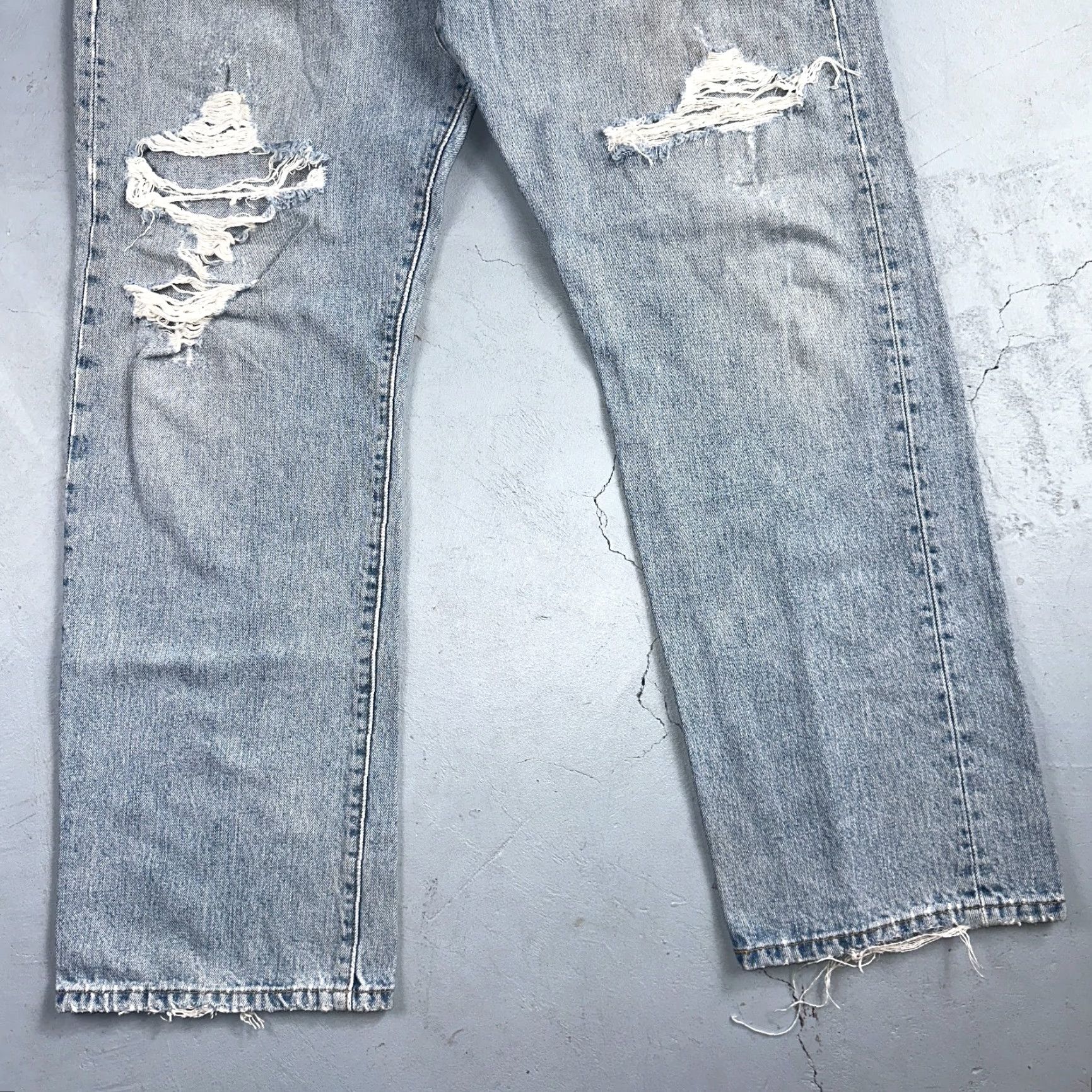 Levi's Levi's 501 Vintage Y2K Straight Jeans 90s Light Blue 38x32 Men's Regular Denim Cotton Blue 501 Series Jeans Size US 38 / EU 54 - 3 Thumbnail