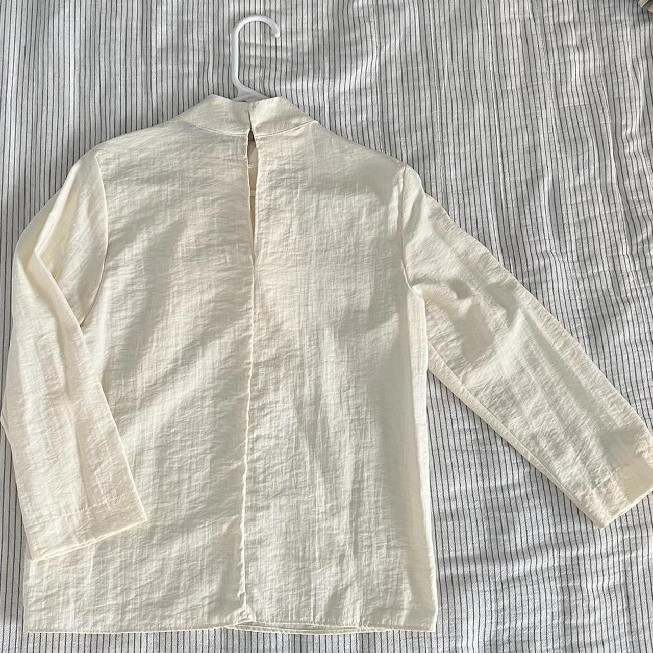 Designer Cream Bow Tie Blouse Size XS / US 0-2 / IT 36-38 - 3 Thumbnail