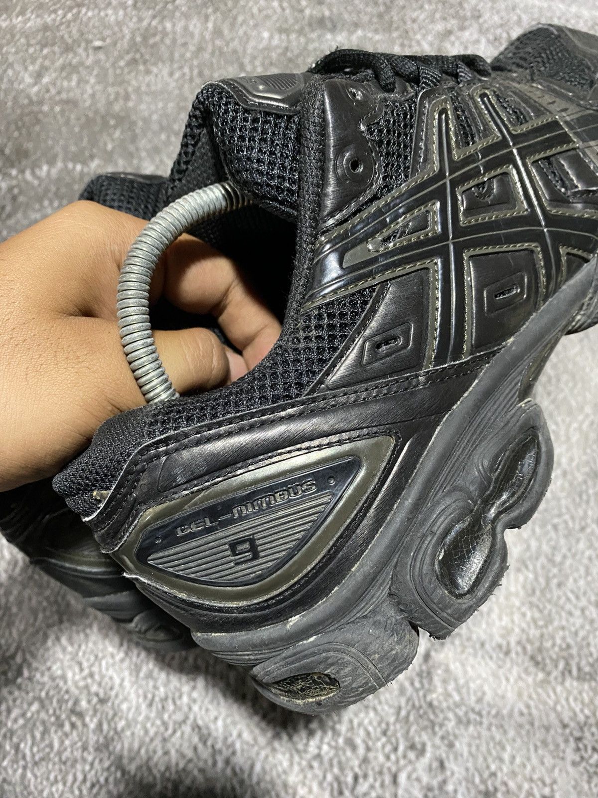 Asics ASICS Gel Nimbus 24 9 Black Gunmetal Size US 10 / EU 43 - 7 Thumbnail