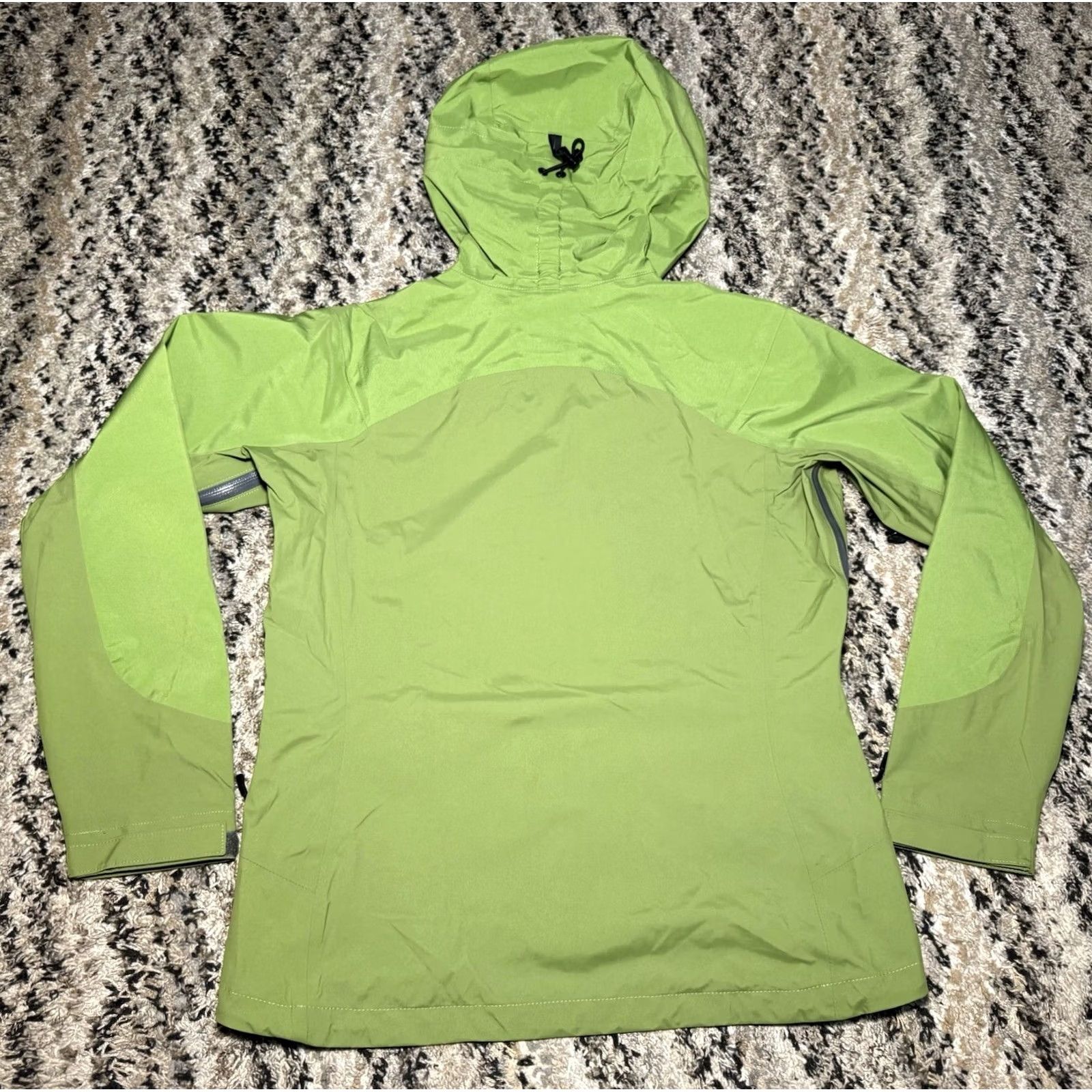 Wild Things VINTAGE Woman’s Medium Wild Things Alpinist Hardshell Jacket Green -> Size M / US 6-8 / IT 42-44 - 8 Thumbnail