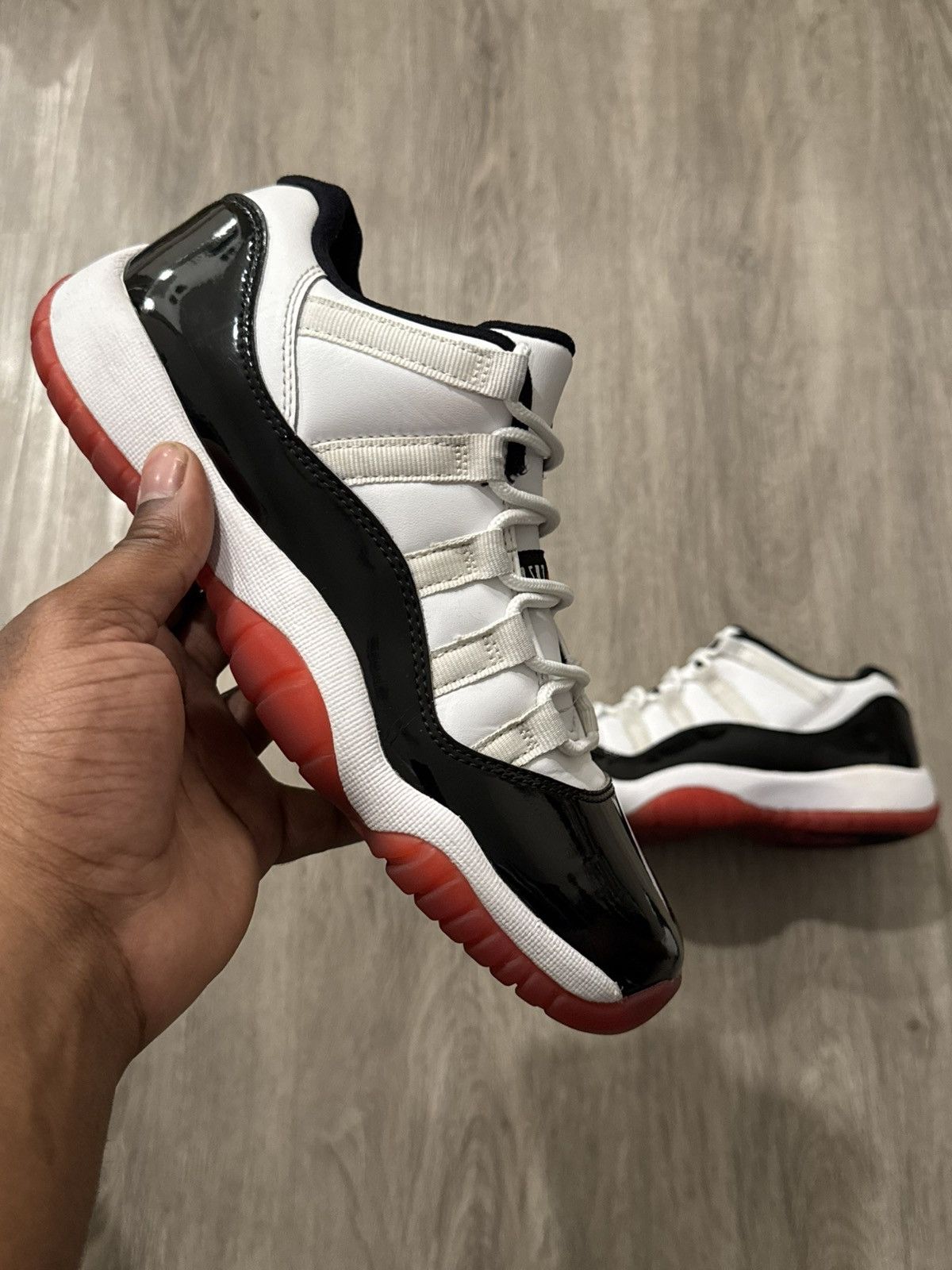 Jordan Brand Size 5.5Y- Jordan 11 Low Bred Concord Size US 5.5 / EU 38 - 7 Thumbnail