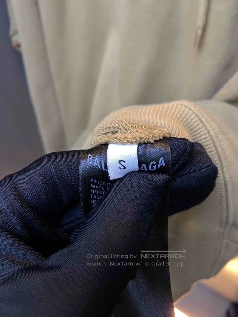 Balenciaga Balenciaga Khaki Embroidered Letter Hooded Sweatshirt Size US S / EU 44-46 / 1 - 8 Thumbnail