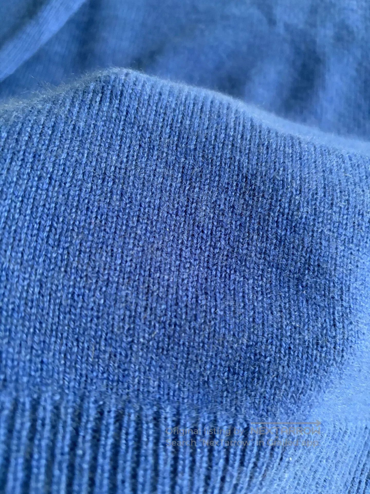 Auralee AURAELEE Cashmere Sweater in Blue. Size US M / EU 48-50 / 2 - 4 Thumbnail