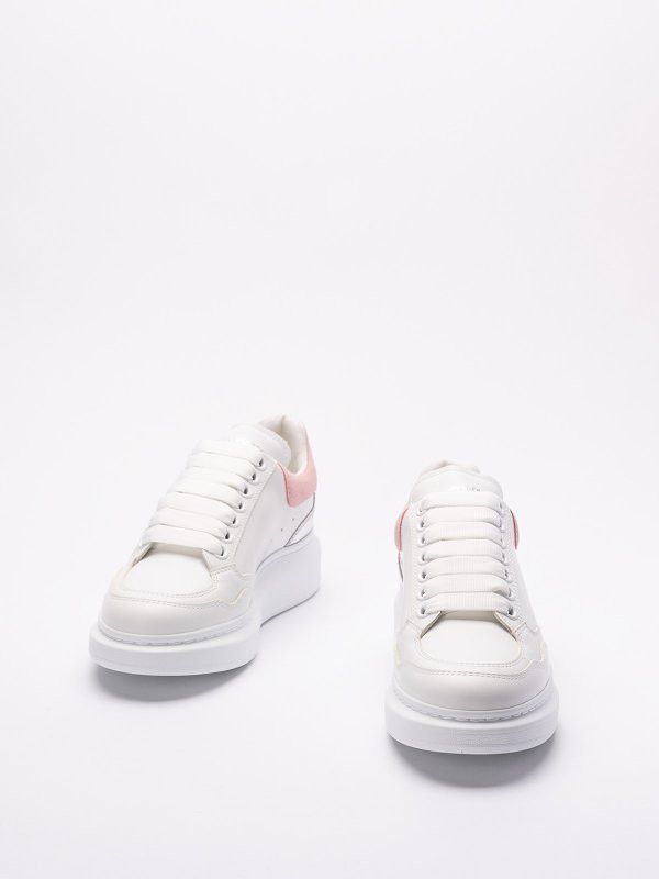 Alexander McQueen o1w1db10925 Oversized Sneaker in White Size US 9.5 / IT 39.5 - 2 Thumbnail