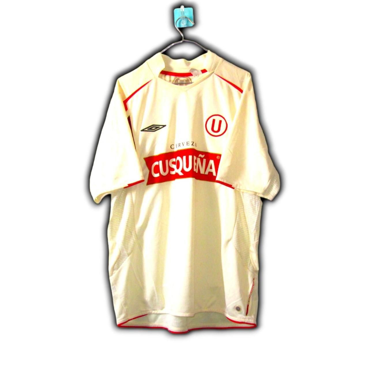 Umbro Club (U) Universitario De Deportes 2004 2006 Home Shirt Size US L / EU 52-54 / 3 - 2 Thumbnail