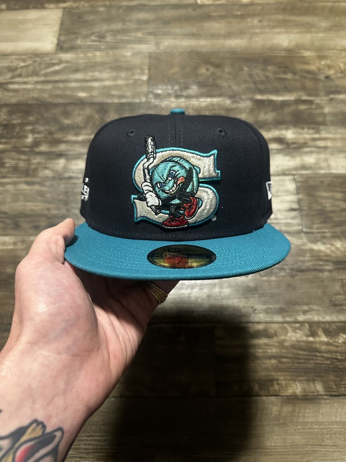 S4LEM × Supreme Supreme Salem New Era Fitted Navy (7 1/2) Size ONE SIZE - 1 Thumbnail