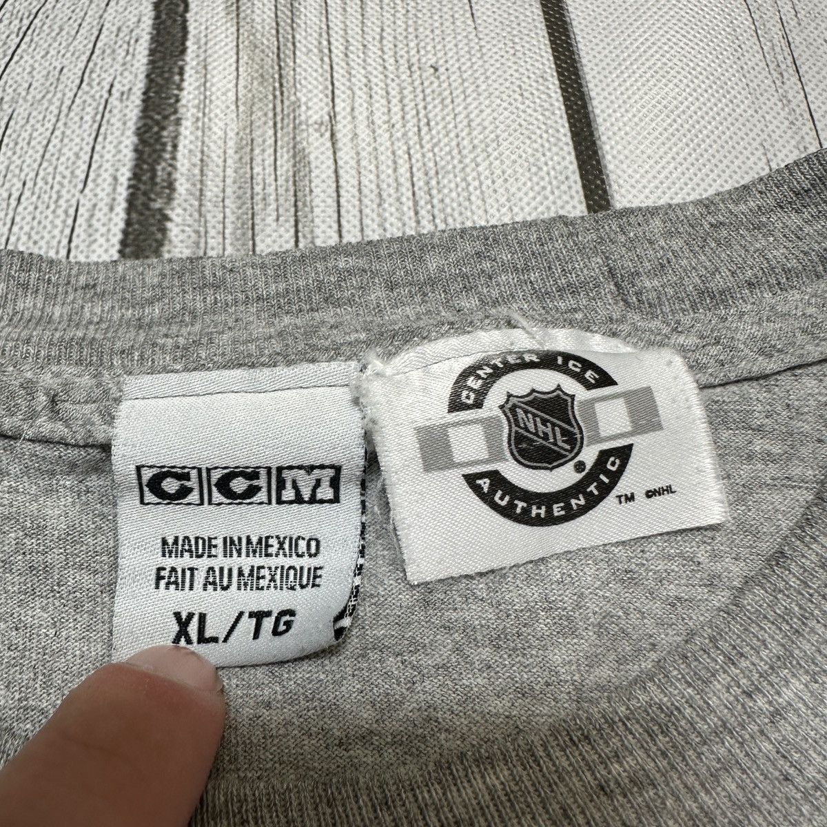 Ccm × NHL × Vintage Vintage New York Islanders tee Size US XL / EU 56 / 4 - 5 Thumbnail