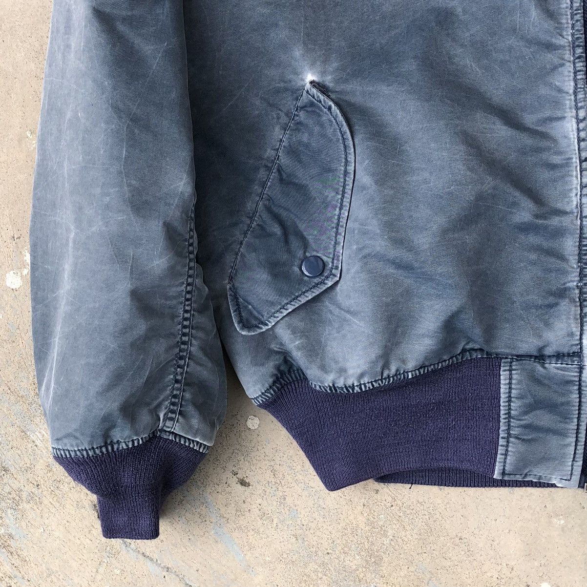 Vintage Vintage Sun Faded Ma-1 Intermediate By Unique Size US M / EU 48-50 / 2 - 5 Thumbnail