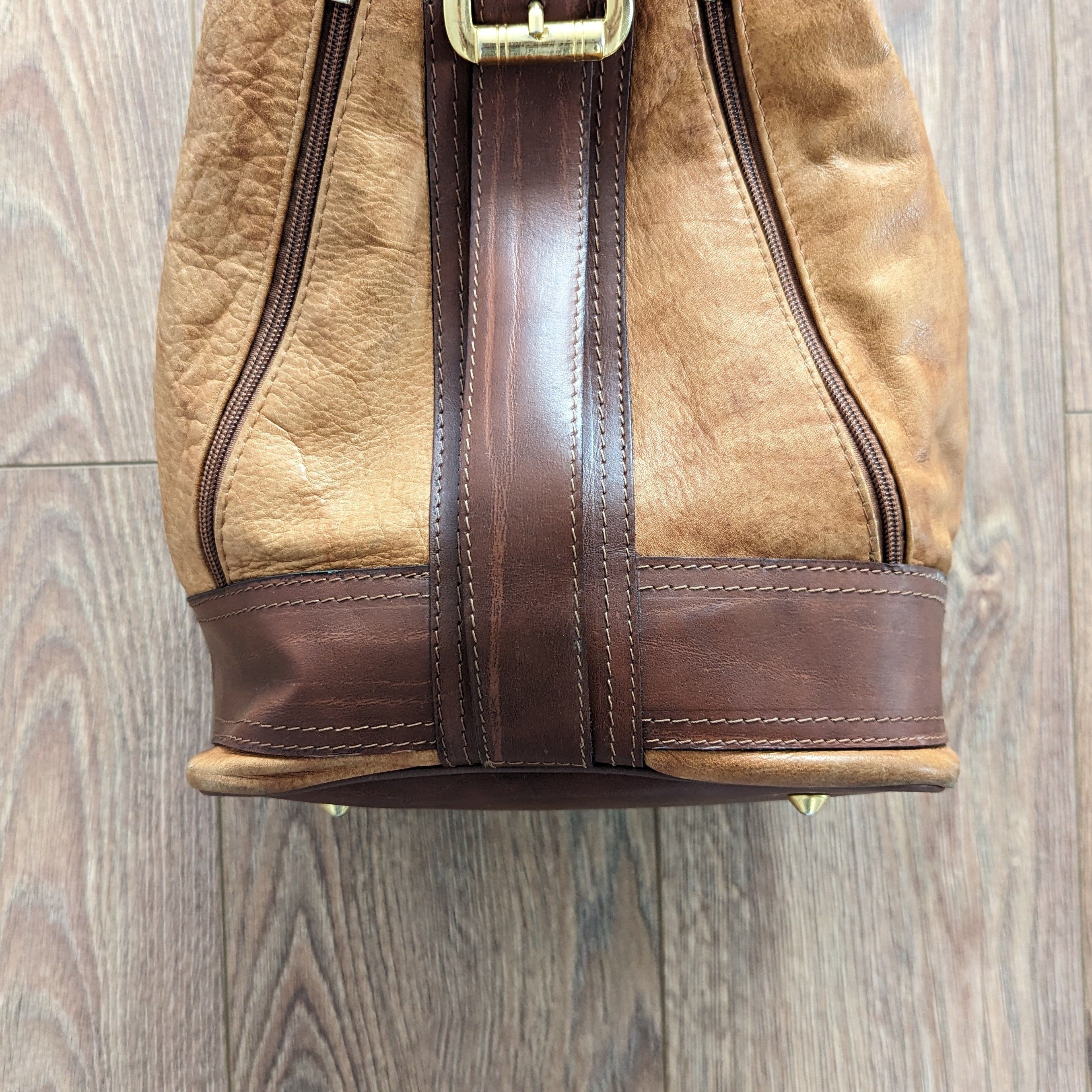 Other Vintage Valentino Di Paolo Leather Bucket Bag Made in Italy Size ONE SIZE - 7 Thumbnail