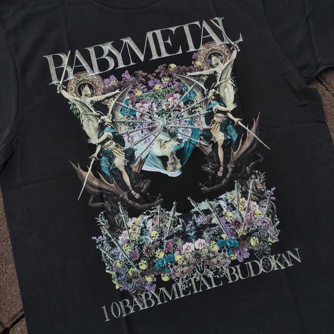 Band Tees BABYMETAL 10 BM Budokan 2021 Rare Tee Size US L / EU 52-54 / 3 - 8 Thumbnail