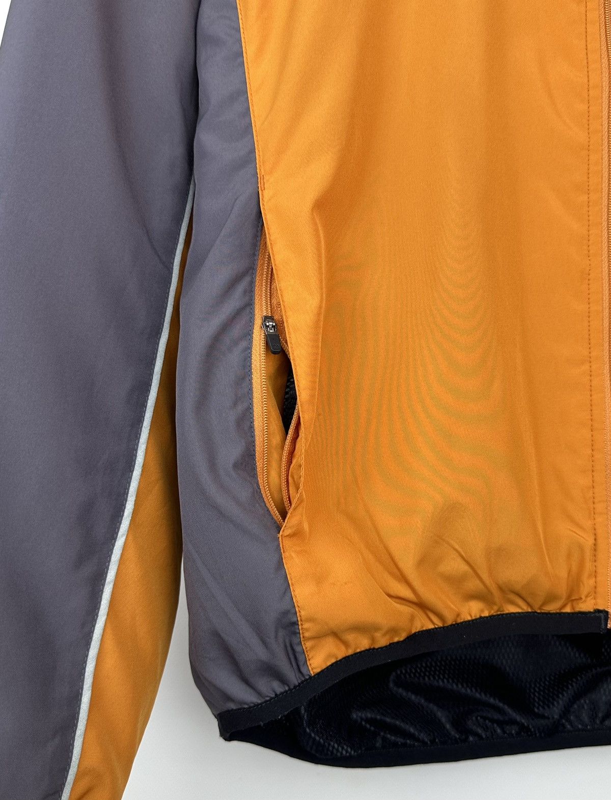 Oakley Rare Oakley Vintage Cycling Jacket S Reflective Windbreaker Size US S / EU 44-46 / 1 - 7 Thumbnail