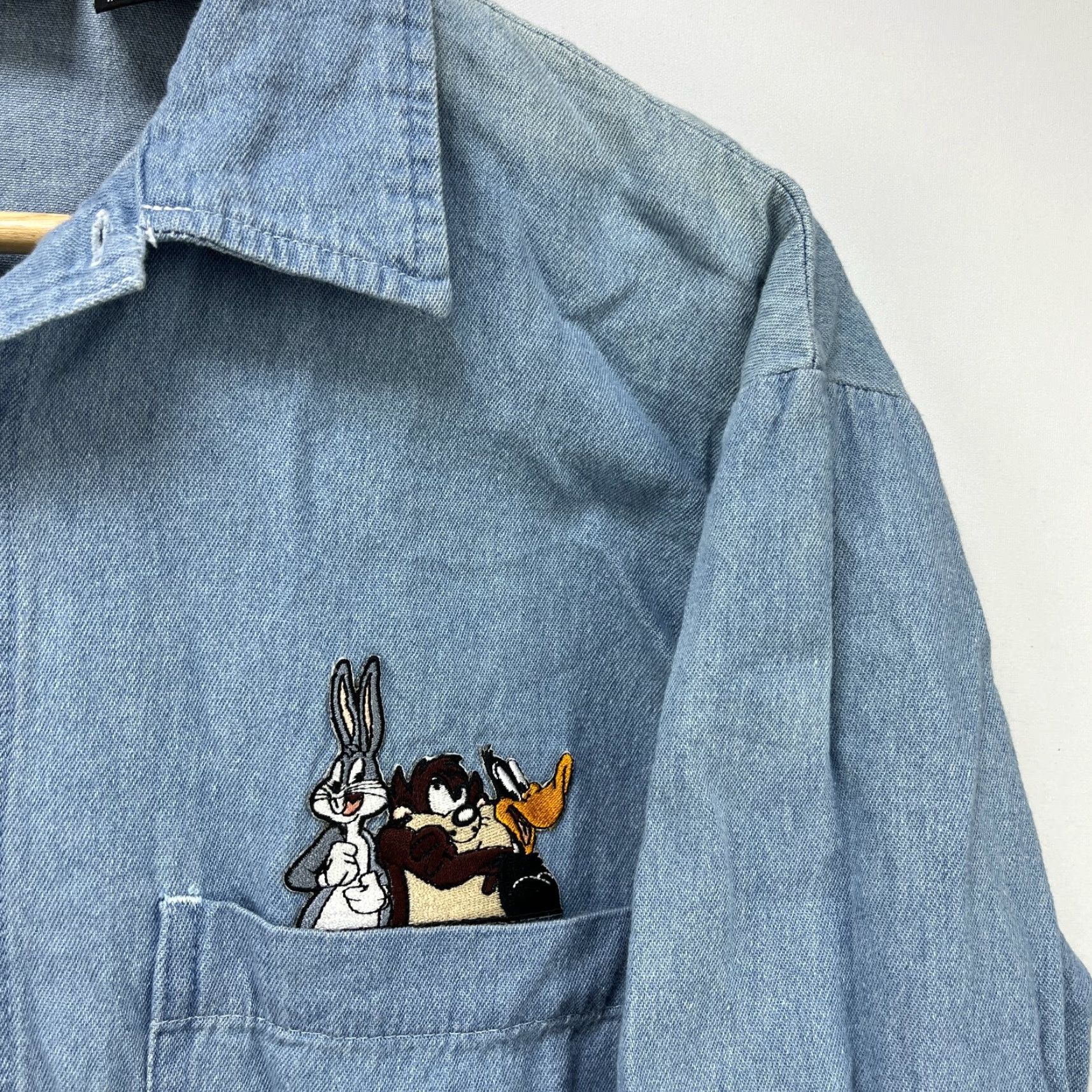 Vintage VINTAGE 90s Looney Tunes Bugs Button-Up Long Sleeve Shirt S Blue Mens Size US S / EU 44-46 / 1 - 3 Thumbnail