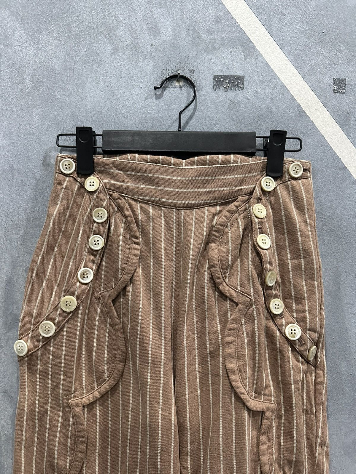 Tsumori Chisato Tsumori Chisato Stripe & Multi Button Pant Size 24" / US 00 / IT 34 - 2 Thumbnail