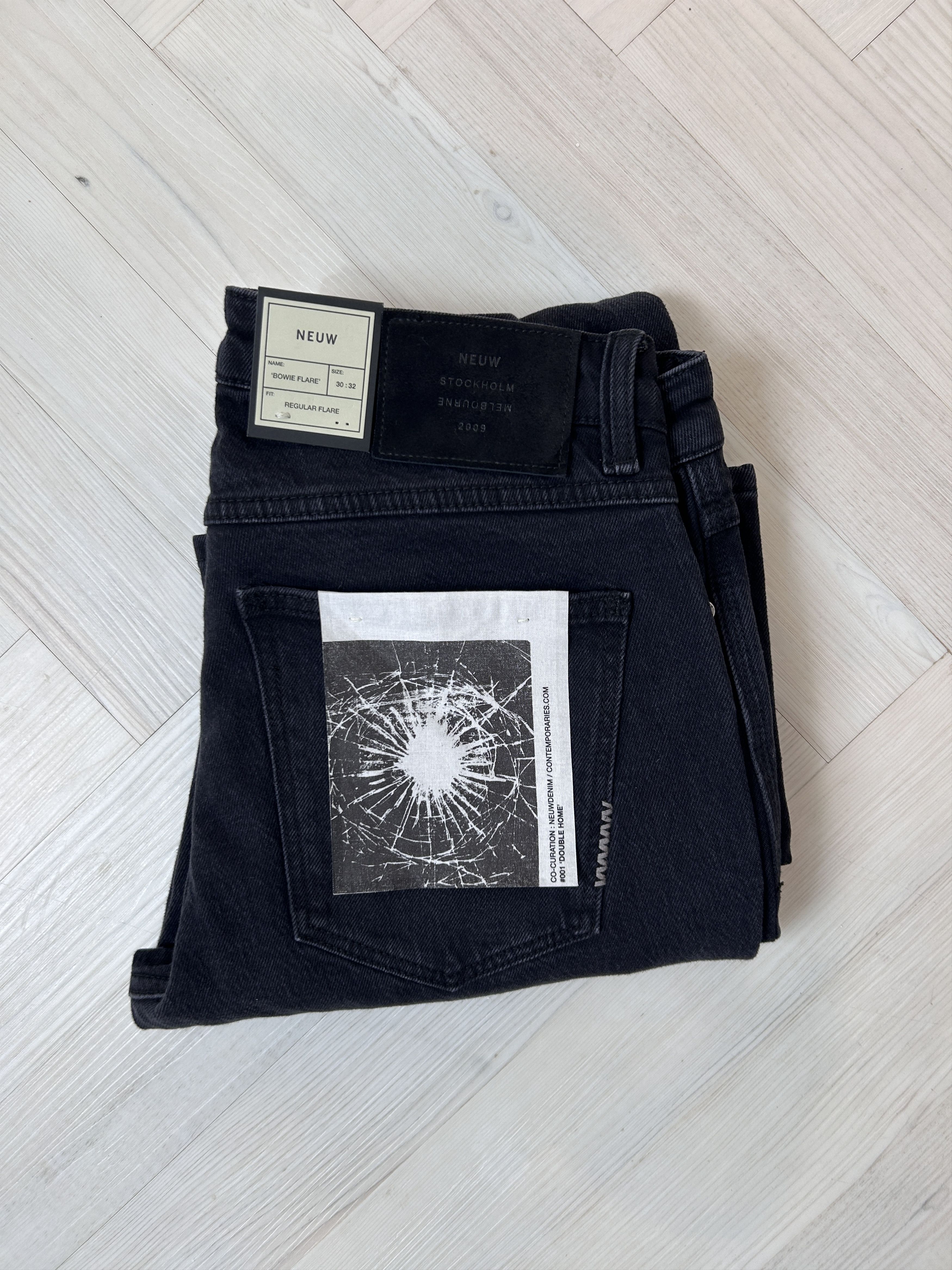 NEUW Denim NEUW 'Bowie Flare' Size US 30 / EU 46 - 1 Thumbnail