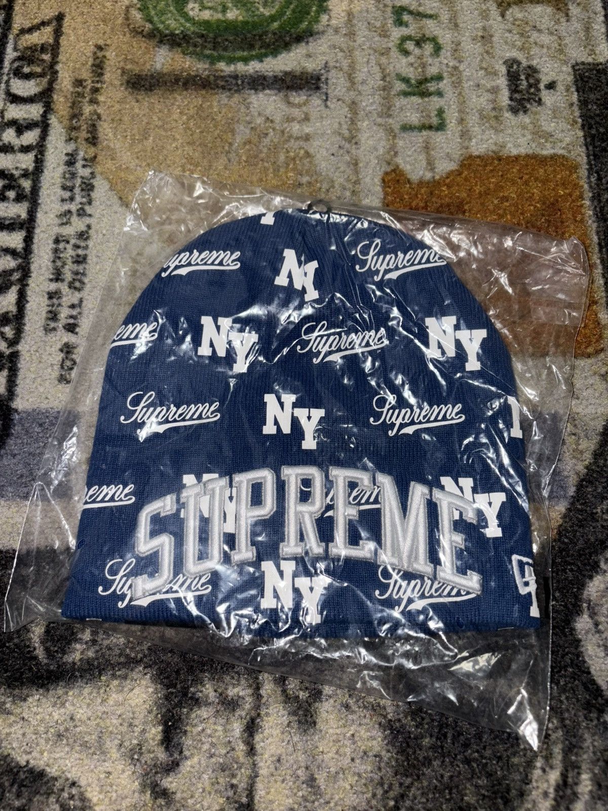 New Era × Supreme Supreme New Era Monogram Beanie Size ONE SIZE - 1 Thumbnail