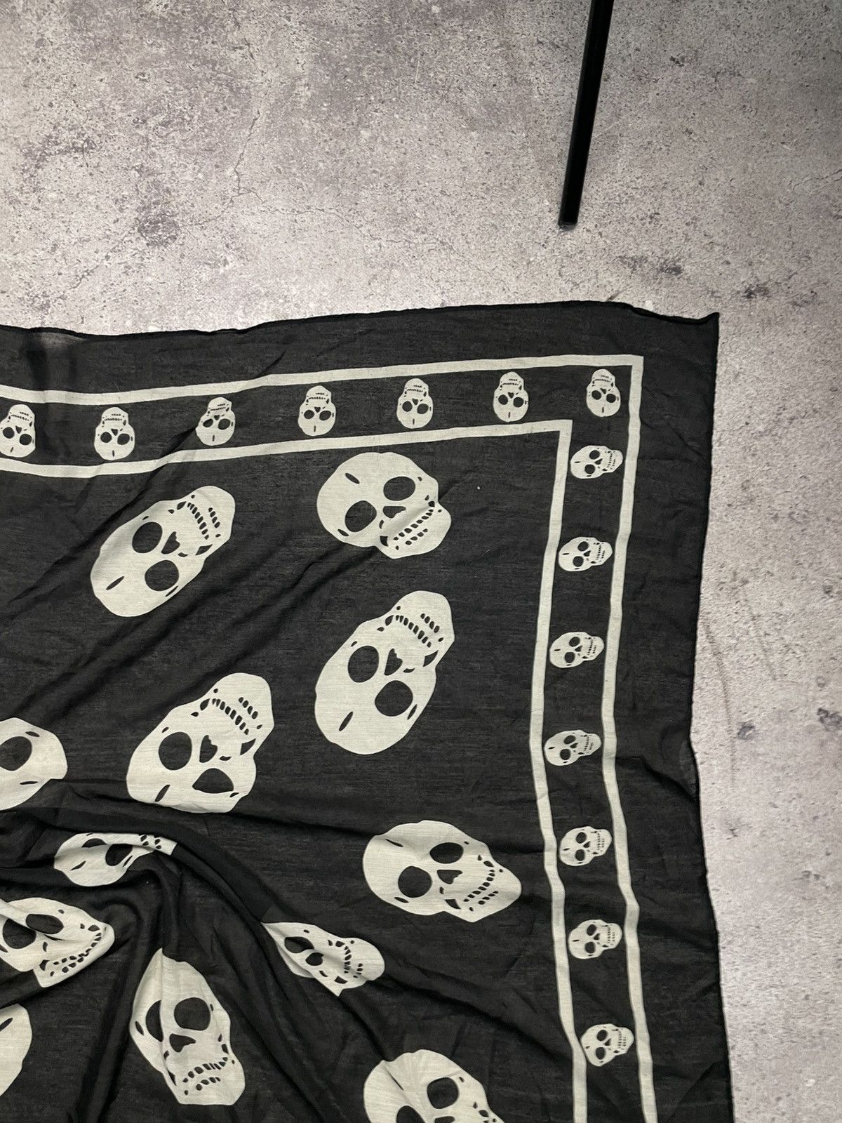 Other Vintage Skull scarf Y2K Punk Size ONE SIZE - 5 Thumbnail