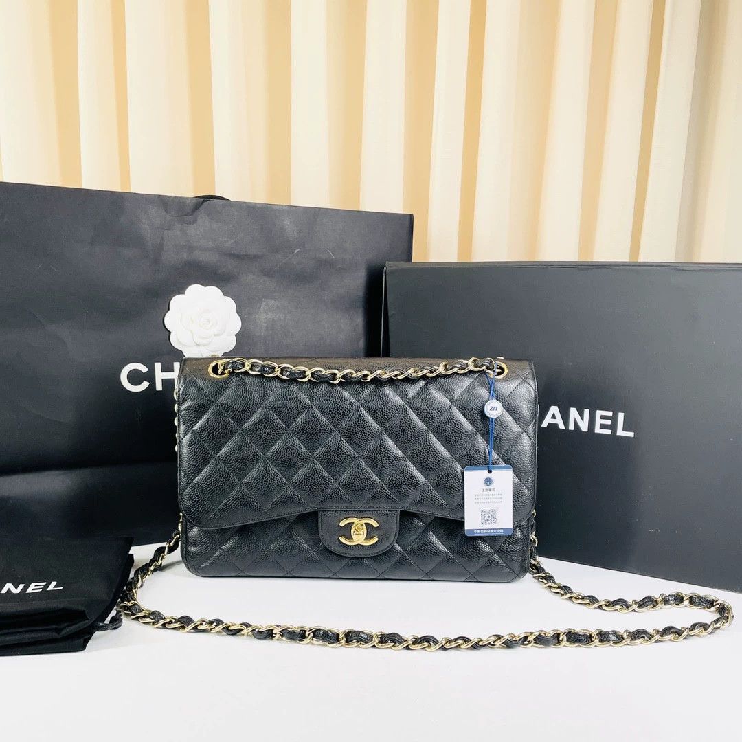 Chanel Pre-loved Bag Very good condition Size ONE SIZE - 1 Thumbnail
