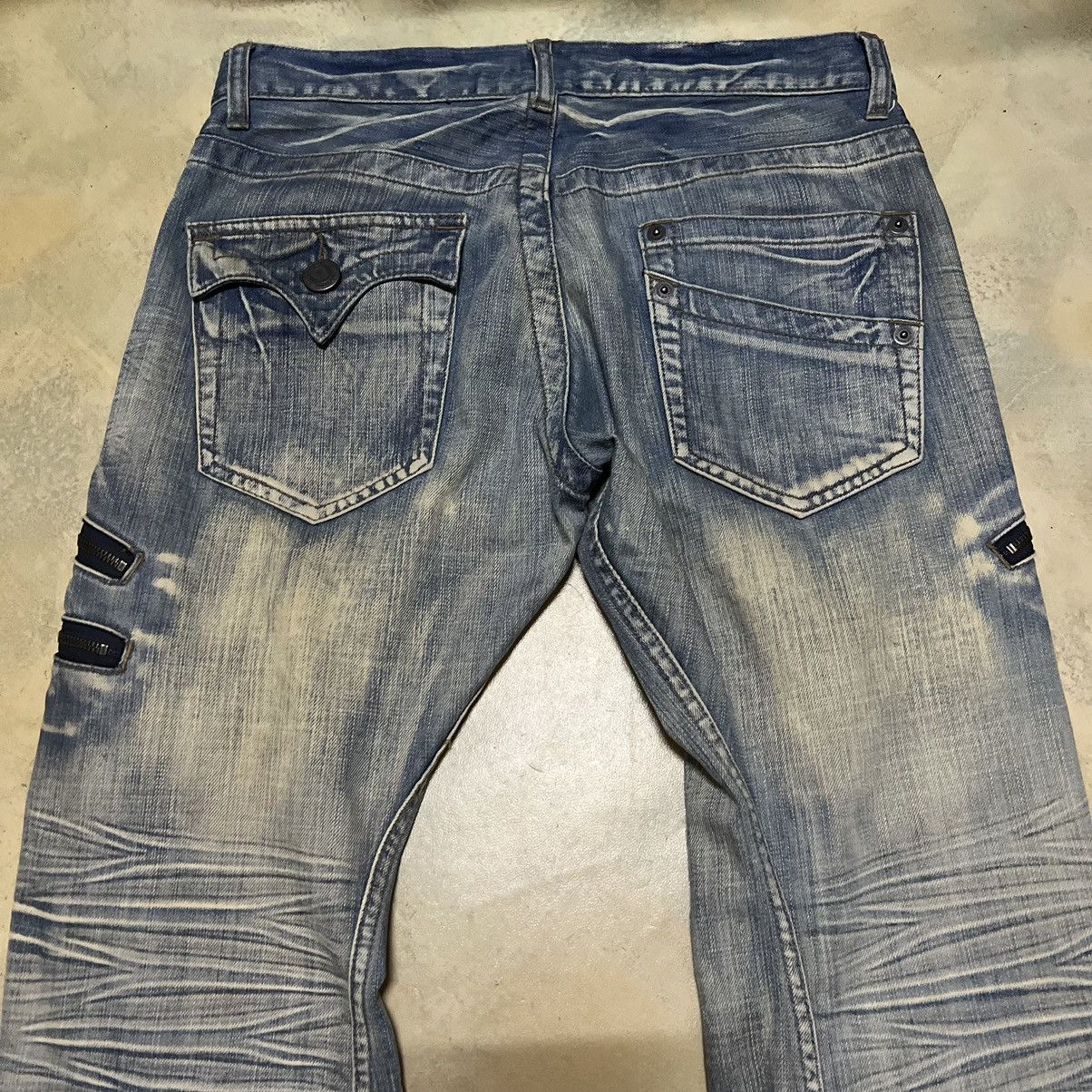 Japanese Brand Rattle Trap Japanese Brand Distressed Style Denim Jeans Size US 34 / EU 50 - 17 Thumbnail