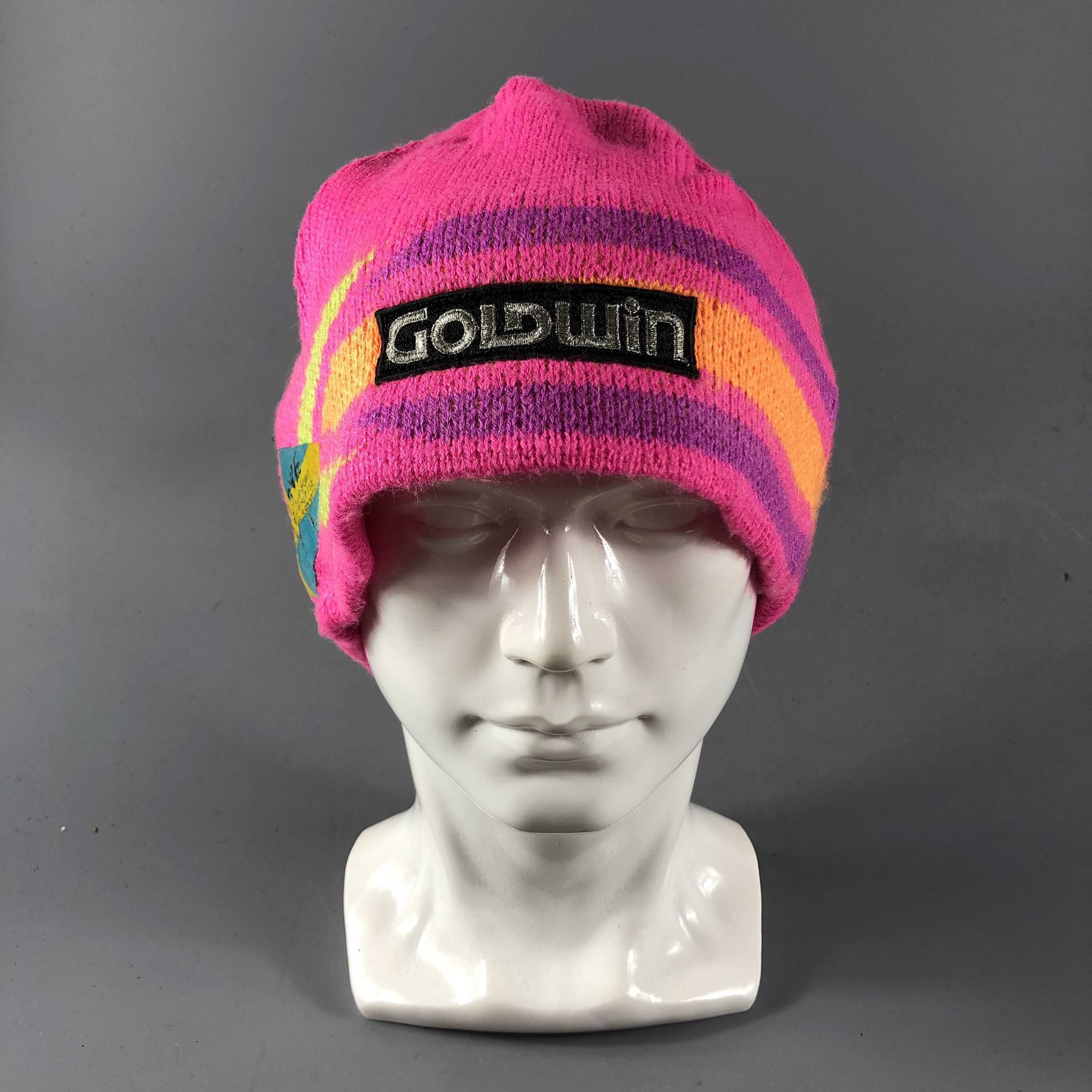 Goldwin Pink Bobbles Beanie Snowcap Snow Hat B629