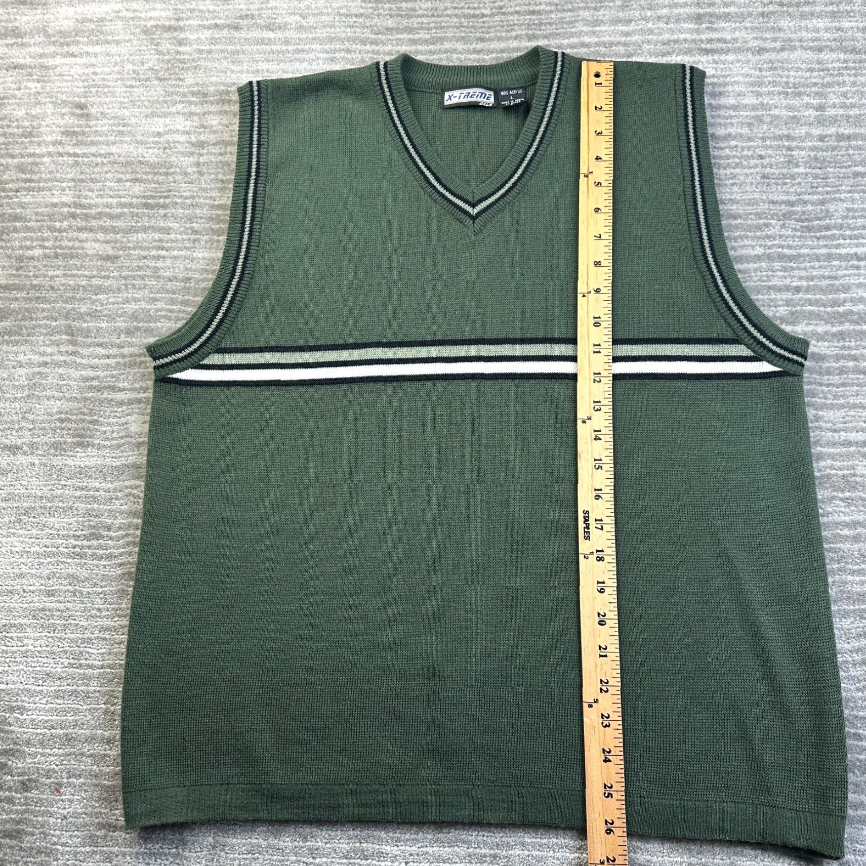 Vintage VINTAGE Xtreme Gear Sweater Vest Mens Large Green 80s 90s Tennis Golf Y2K - Vest, Sleeveless, V-Neck, All Seasons, Green, Regular Fit Mens Size US L / EU 52-54 / 3 - 7 Thumbnail