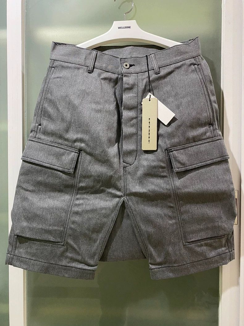 Rick Owens Grey Cargo Shorts by Rick Owens Size US 31 - 1 Thumbnail