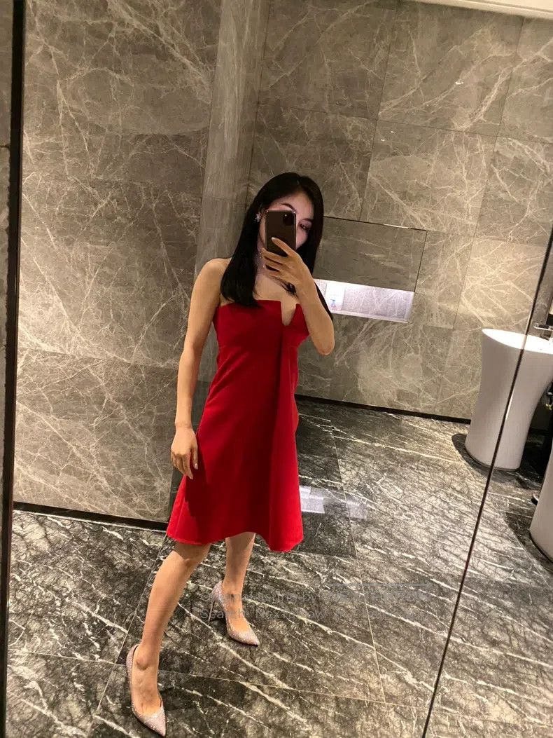 Valentino Valentino Little red dress Size S / US 4 / IT 40 - 1 Thumbnail