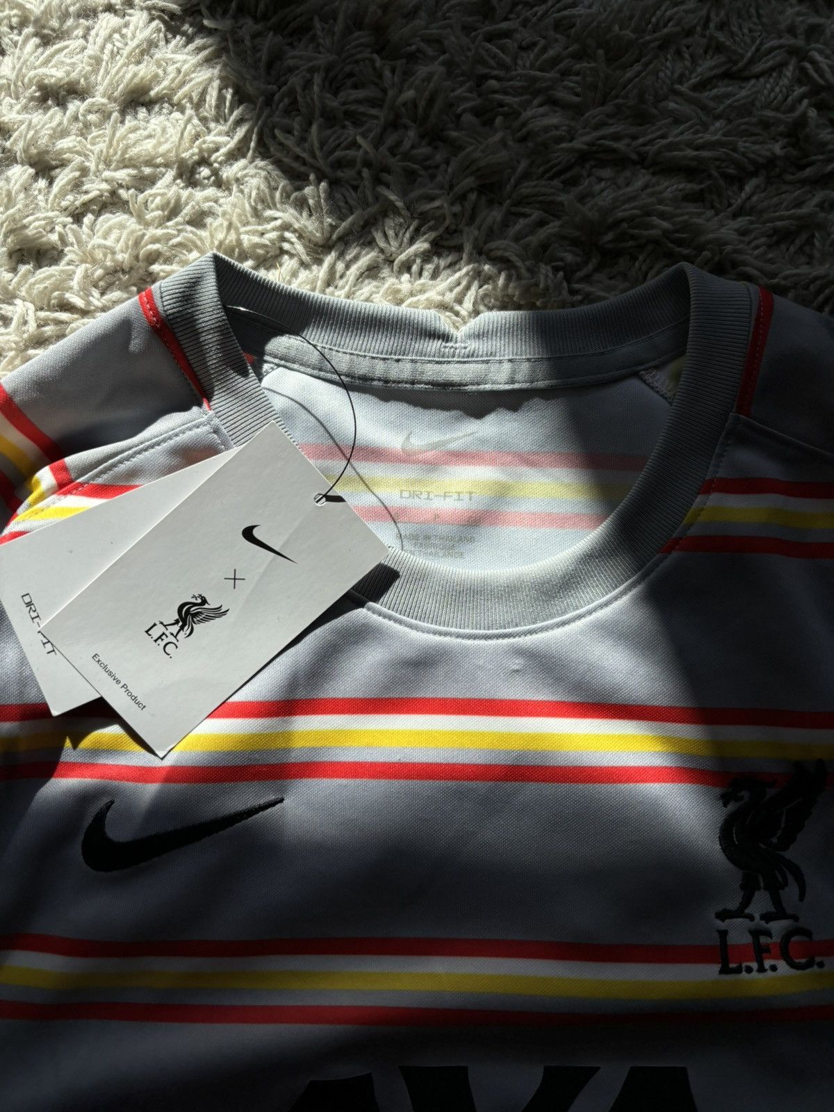 Vintage Vintage Streetwear Soccer Jersey Liverpool Size US S / EU 44-46 / 1 - 3 Thumbnail