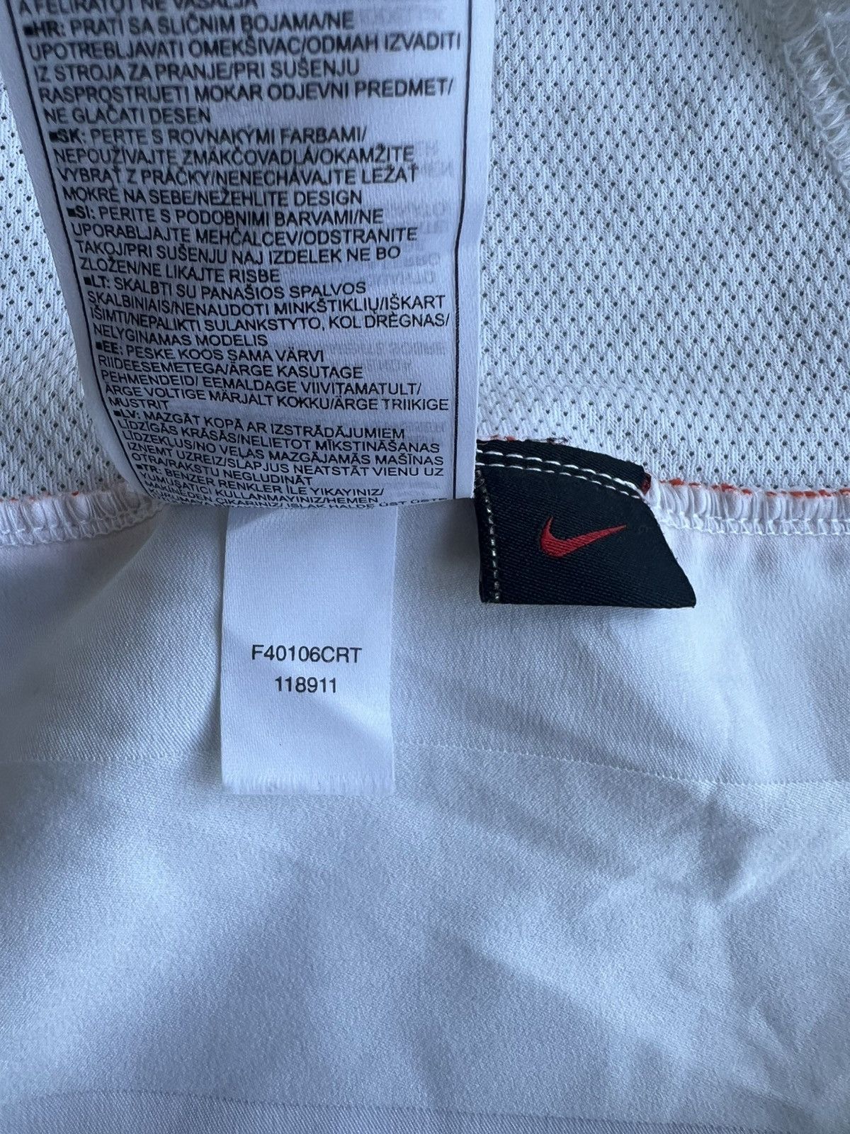 Nike Original Vintage 2005-06 Nike Valencia FC Home Soccer Jersey Size US L / EU 52-54 / 3 - 6 Thumbnail