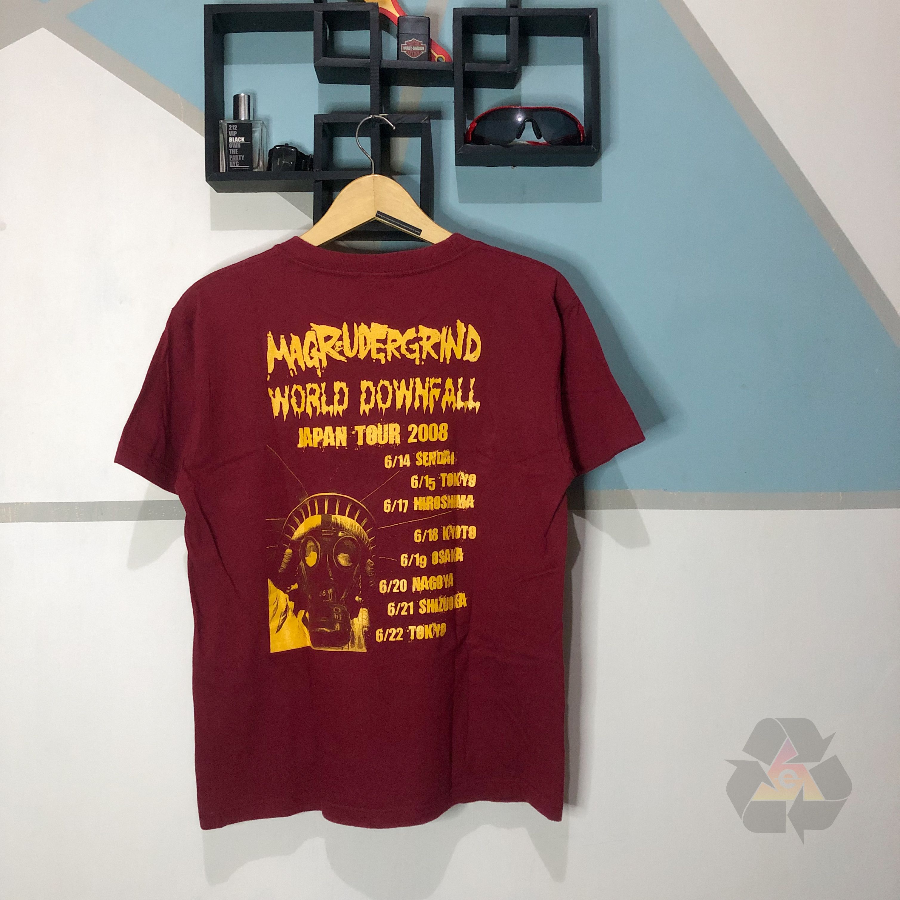 Band Tees Magrudergrind World Downfall Japan Tour 2008 T-Shirt Size US M / EU 48-50 / 2 - 9 Thumbnail