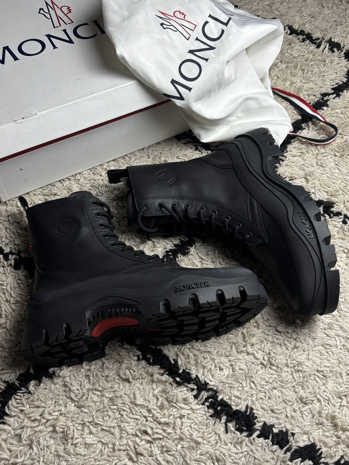 Moncler Moncler Larue Treck Ankle High Leather Boots Outdoor Size US 11 / EU 44 - 1 Thumbnail