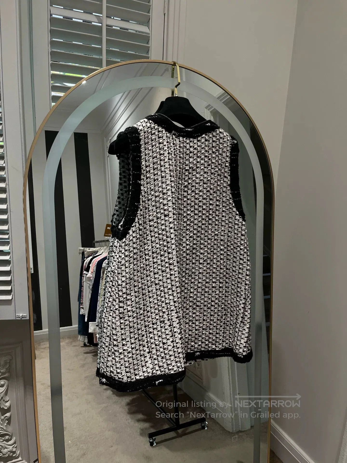 Chanel Chanel 2016 Knit Plaid Black White Vest. Size US M / EU 48-50 / 2 - 2 Thumbnail