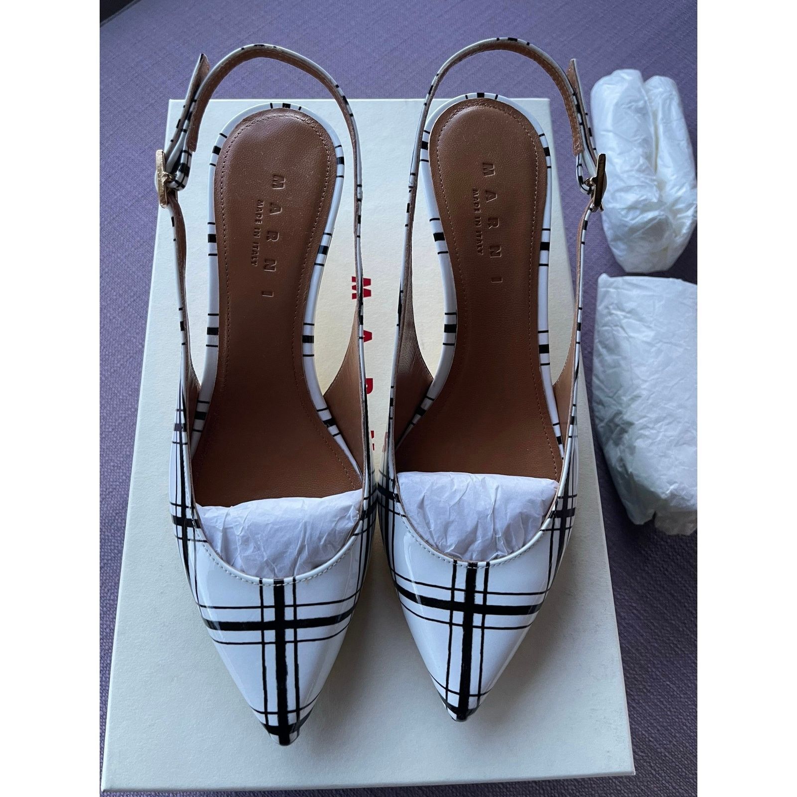 Marni Marni Rhythm Slingback in White/Black NWT size 37 RUNWAY Size US 7 / IT 37 - 2 Thumbnail