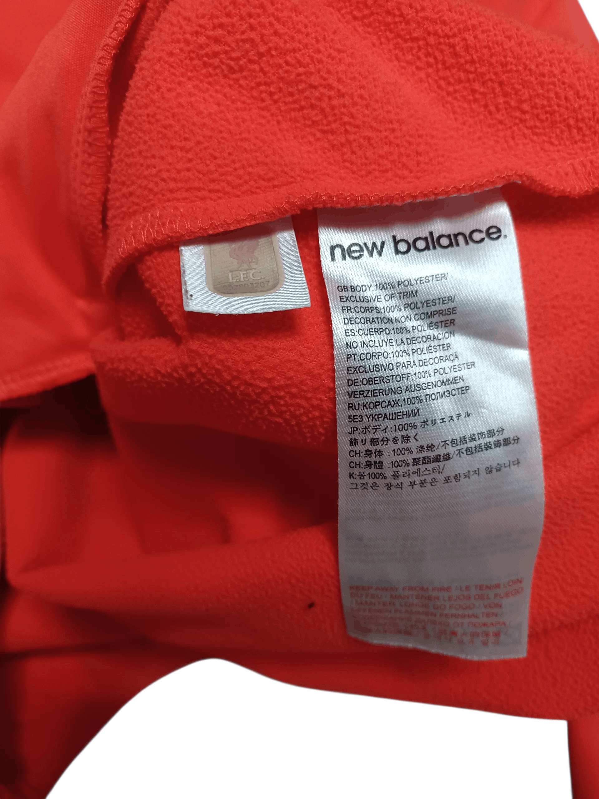 New Balance LIVERPOOL NEW BALANCE VINTAGE SOCCER TRAINING SWEATSHIRT Size US L / EU 52-54 / 3 - 5 Thumbnail